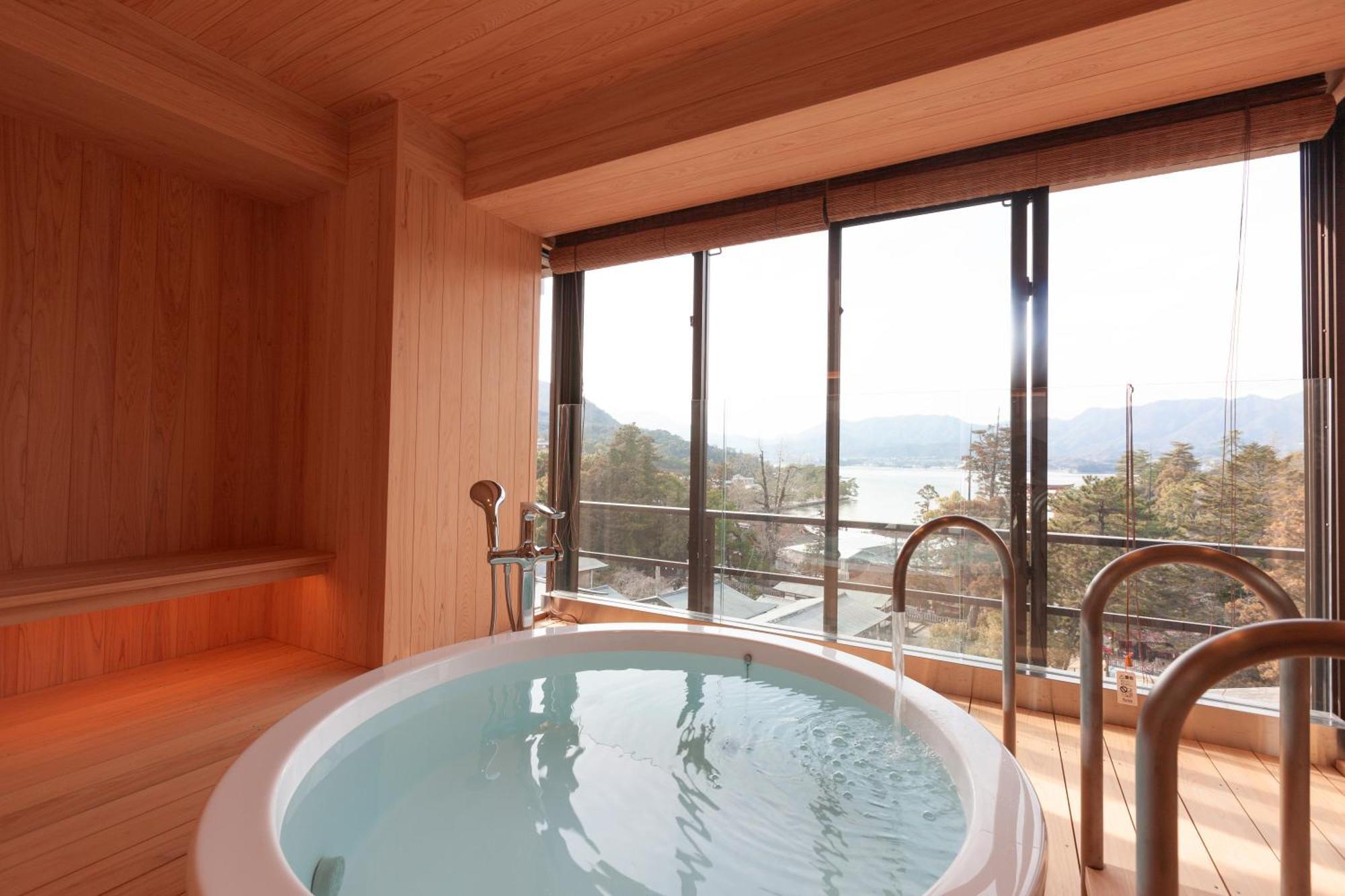 Miyajima Grand Hotel Arimoto Hatsukaichi Exterior foto
