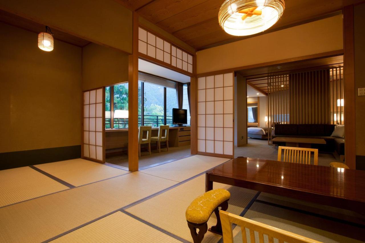 Miyajima Grand Hotel Arimoto Hatsukaichi Exterior foto