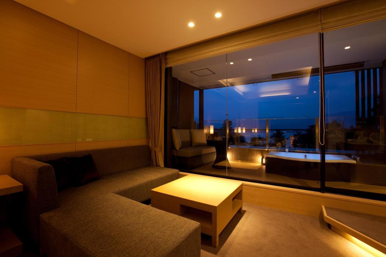 Miyajima Grand Hotel Arimoto Hatsukaichi Exterior foto